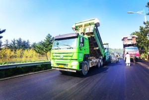 S201威東線（機場路）路段，預計10月20日路面主體完工