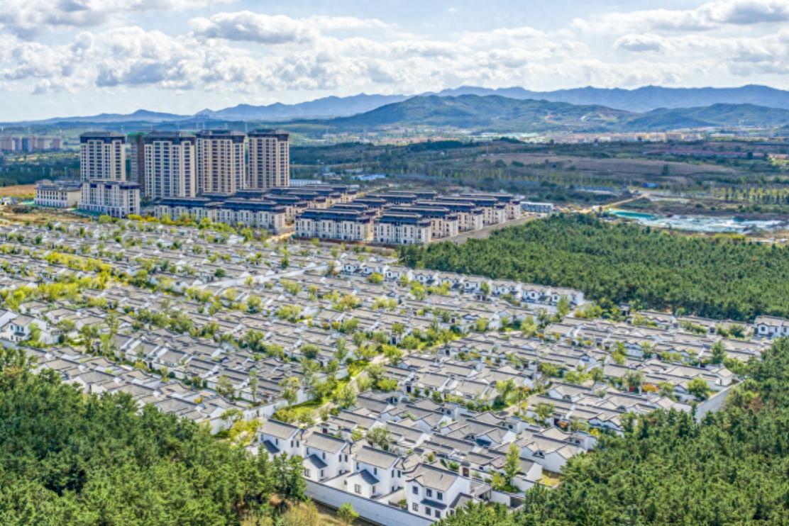 城投聽海林居社群啟幕，開啟業(yè)主多彩生活新篇！